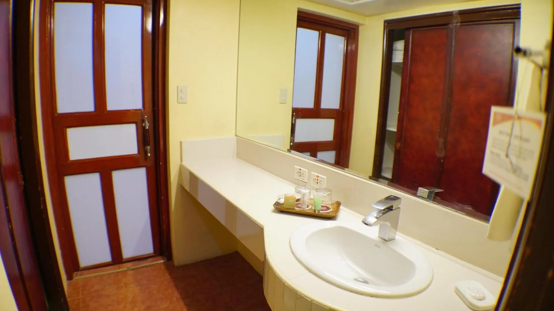 Bayview Park Hotel Manila